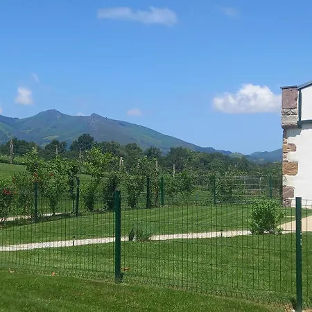 Maison Heia 度假居 萨雷