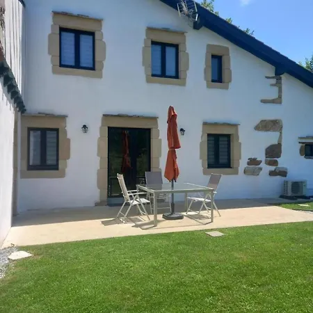 Maison Heia 度假居 萨雷